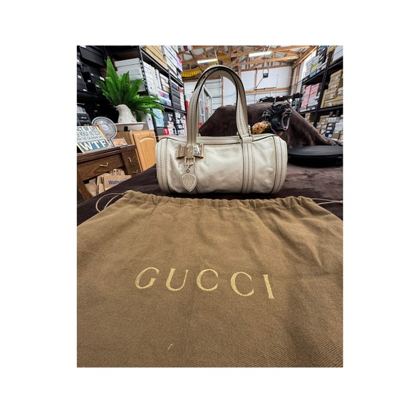 Gucci Handbags - Gucci White Leather Duchessa Bag EUC!!